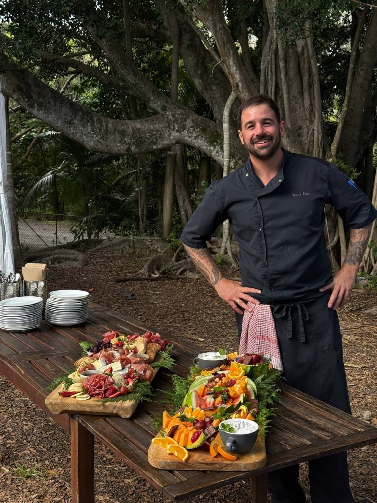 Fruit and charcuterie boards to share